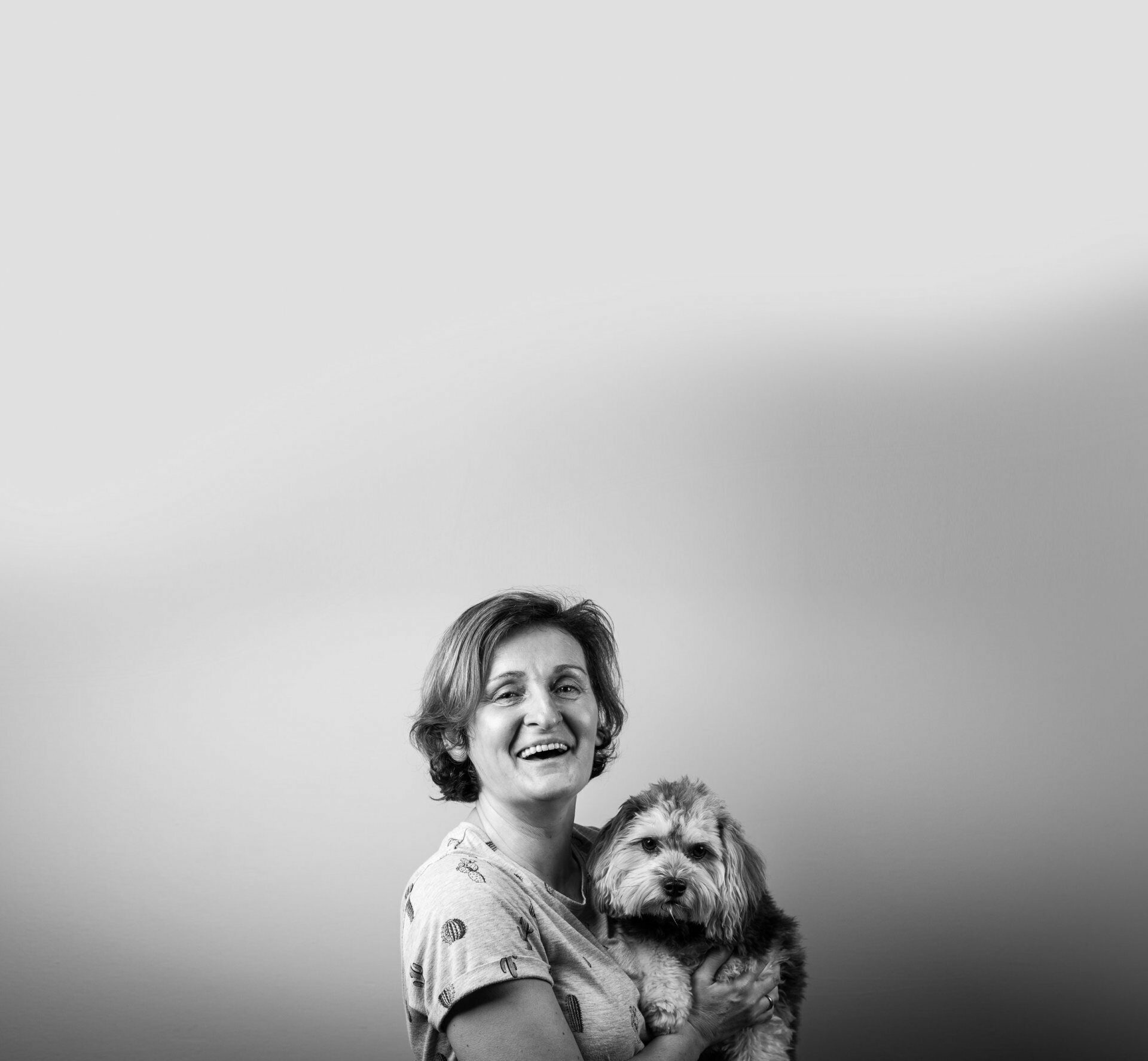 Texanrin Zana Eckert mit ihrem Hund Luis